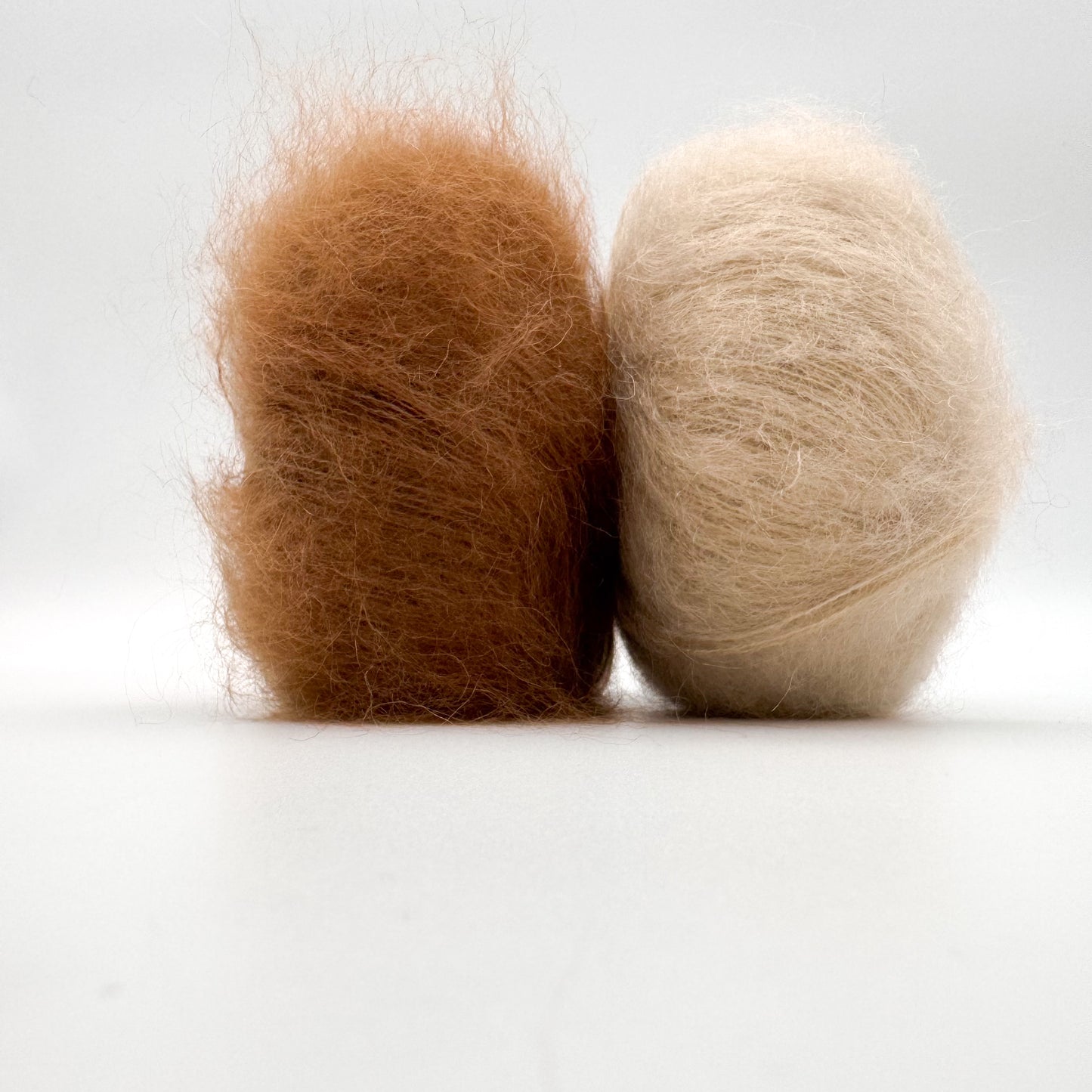 Mohair Sport-garn i fargen Karamell – superkid mohair og silke fra A Knitters World