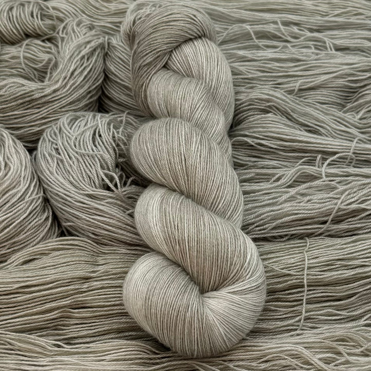 Ny Mink - Secret of the forest - A Knitters World