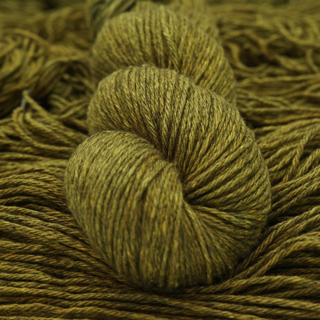 Mørk Yak Sport - Golddigger - A Knitters World